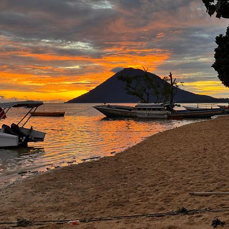 Bunaken Guesthouse Exterior foto